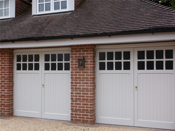 Modern residential garage door home in Bloomington, MN